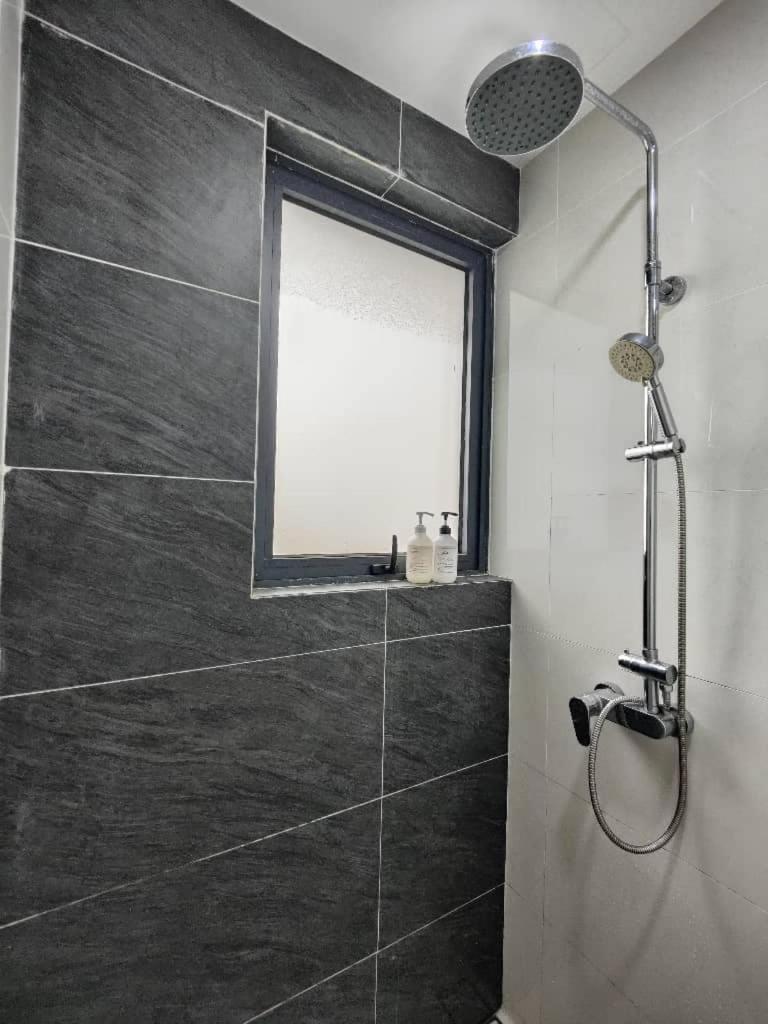 Apartemen 15johor, Near Ciq, Danga Bay Free Parking 2br6pax