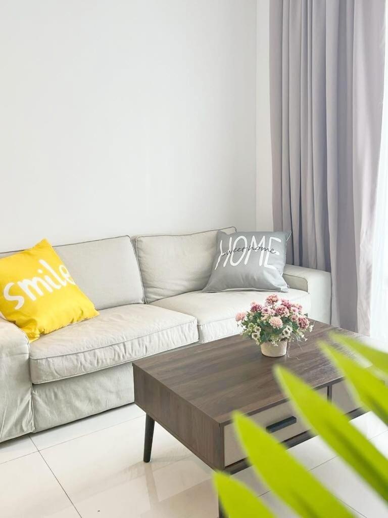 Apartemen 15johor, Near Ciq, Danga Bay Free Parking 2br6pax